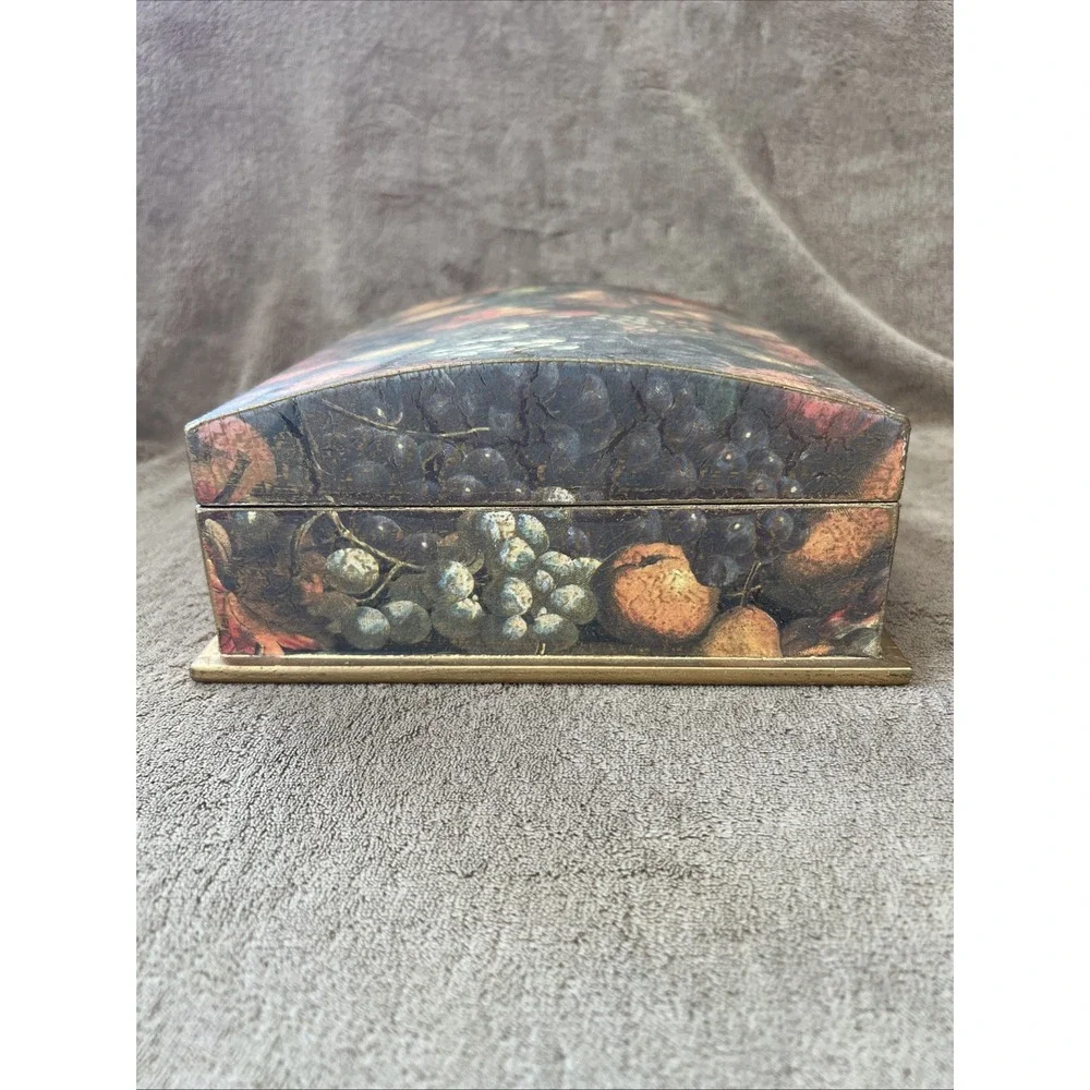 Decorative Wooden Treasure/Trinket Box Clasp Hinged Rounded‎ Lid 8